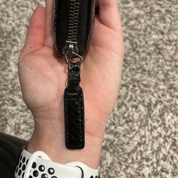 Kenneth Cole Wallet!! - Picture 4 of 14